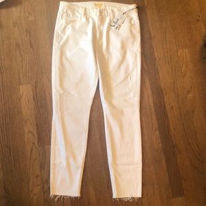 Mother White Skinny Jeans with Frayed Hem